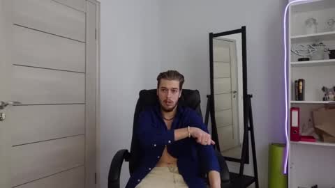 CHARLES SINS online show from 02-16-25, 01:38