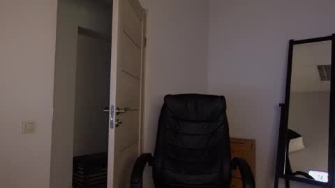 CHARLES SINS online show from 03-02-25, 05:04