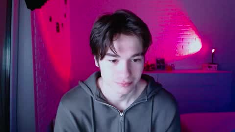 Snapshot of charleshanson69 chatting on 02-01-26, 01:42 charleshanson69 online show from 02-01-26, 01:42