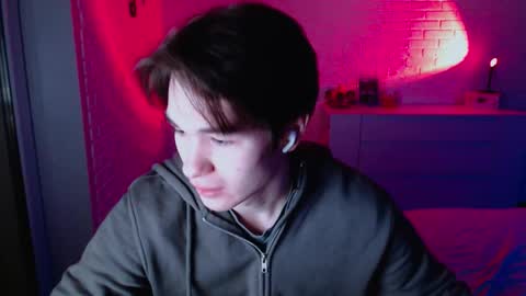 Snapshot of charleshanson69 chatting on 02-02-26, 07:12 charleshanson69 online show from 02-02-26, 07:12