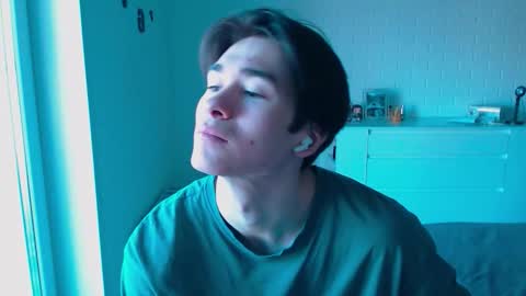 Snapshot of charleshanson69 chatting on 02-18-26, 07:37 charleshanson69 online show from 02-18-26, 07:37