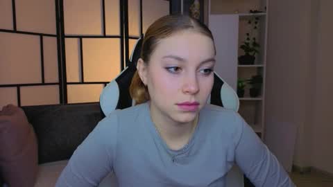 Snapshot of charlesreynosa chatting on 02-03-26, 08:36 Ariel online show from 02-03-26, 08:36