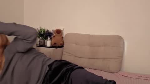 Snapshot of charlesreynosa chatting on 02-25-26, 09:30 Ariel online show from 02-25-26, 09:30