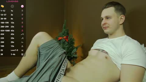 Snapshot of charlie_smiley chatting on 01-05-25, 04:04 Charlie Smiley online show from 01-05-25, 04:04