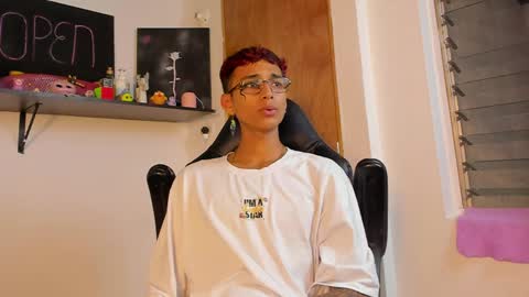 Charles Russo online show from 12-24-24, 03:27