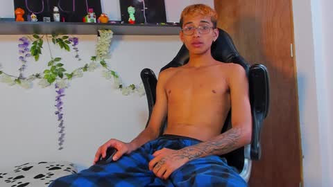 Charles Russo online show from 02-08-25, 06:55