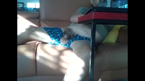 charlieo1953 online show from 02-06-25, 11:04