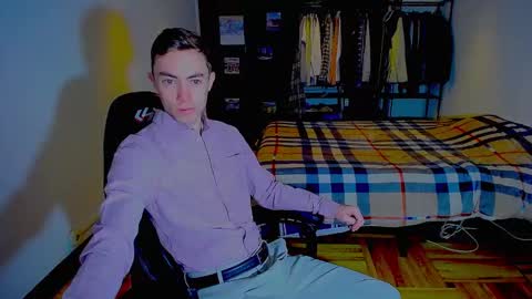 Snapshot of charlieseyer chatting on 02-01-25, 08:39 carlos reyes online show from 02-01-25, 08:39