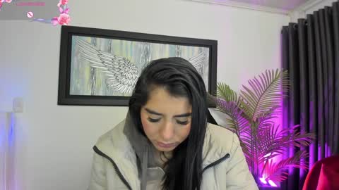 Charlote online show from 02-04-25, 11:49