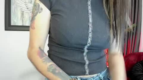 Charlote online show from 02-14-25, 02:44