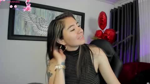 Charlote online show from 02-19-25, 11:38