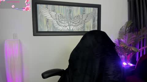 Charlote online show from 02-28-25, 05:48