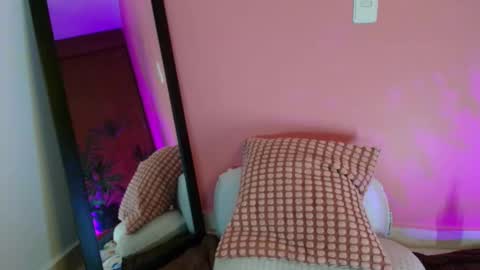 Char 3 online show from 03-03-25, 11:03