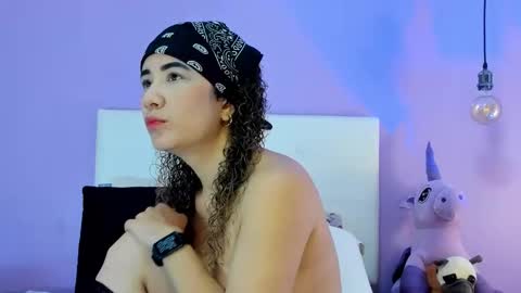 Char 3 online show from 09-27-25, 03:28