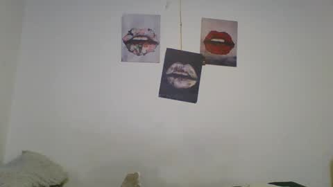 Snapshot of charlotte2852 chatting on 01-07-25, 12:03 karinaa independent model online show from 01-07-25, 12:03