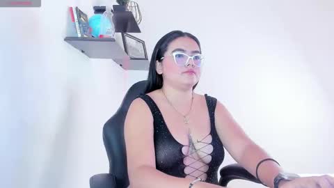 Snapshot of charlotte_256 chatting on 09-30-25, 11:59 Charlotte online show from 09-30-25, 11:59