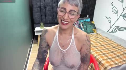 CHARLOTTE GRAY online show from 12-16-25, 07:52