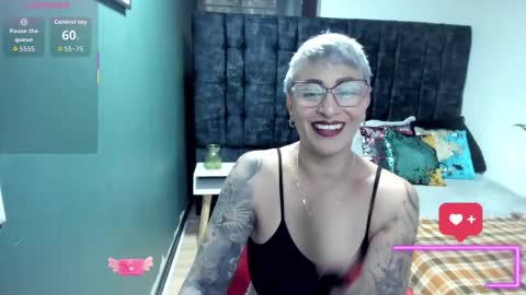 CHARLOTTE GRAY online show from 12-18-25, 07:42
