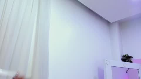 Snapshot of charlotte_brown_1 chatting on 12-28-24, 11:30 CHARLOTTE BROWN online show from 12-28-24, 11:30