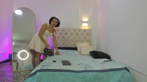 charlottte y dante online show from 02-25-26, 04:11