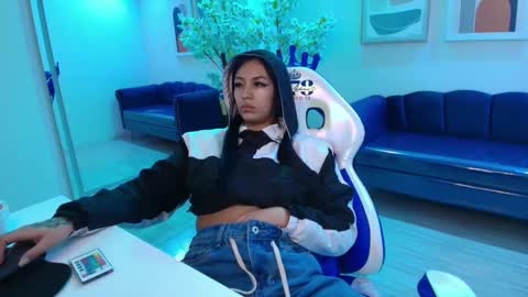 Charlotte online show from 01-25-25, 09:36