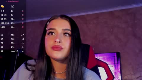 Charlotte  online show from 01-08-25, 03:51