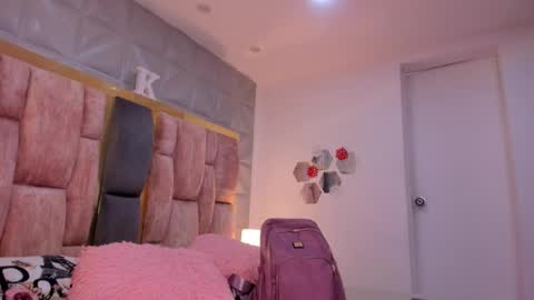 Charlotte Icee online show from 02-07-26, 04:00