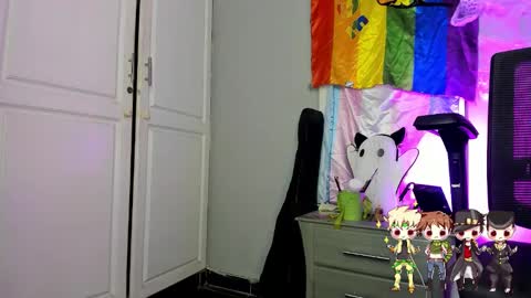 Charlie  online show from 10-28-25, 04:16