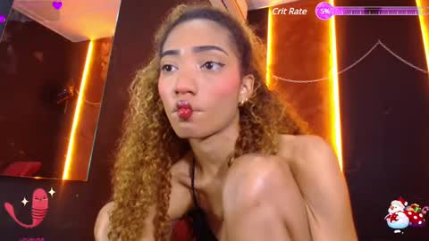 Snapshot of charlotte_love10 chatting on 01-08-25, 11:54 CHARLOTTE online show from 01-08-25, 11:54