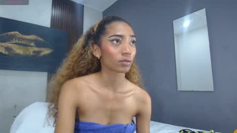 Snapshot of charlotte_love10 chatting on 01-17-25, 11:59 CHARLOTTE online show from 01-17-25, 11:59