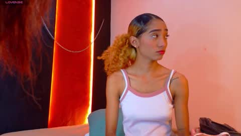 CHARLOTTE online show from 02-11-26, 09:58