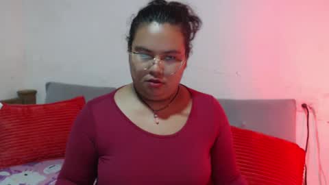 Snapshot of charlotte_rot chatting on 10-04-25, 02:26 charlotte_rot online show from 10-04-25, 02:26