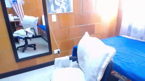 Charlotte online show from 09-19-25, 03:13