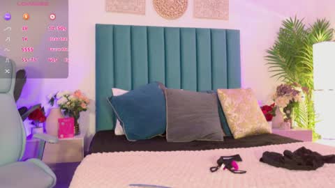 Charlotte Brandt online show from 03-31-26, 07:47