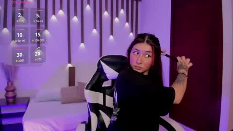 Charlottee online show from 04-11-26, 02:38