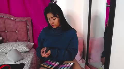 Snapshot of charlottekiss99 chatting on 09-19-25, 11:44 charlottekiss99 online show from 09-19-25, 11:44