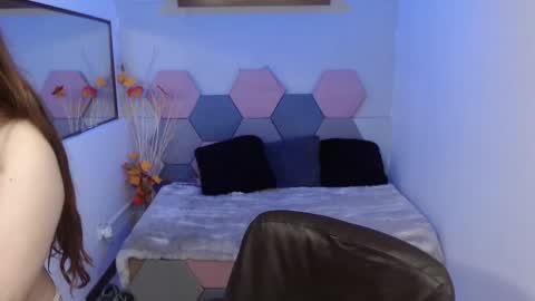 Charlotte Taylor online show from 01-22-25, 07:03