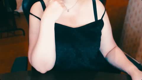 CharlotteXTasty online show from 09-22-25, 10:39