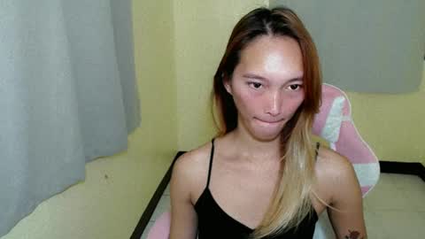 Snapshot of charm_fuckdoll8 chatting on 02-16-25, 04:09 charm_fuckdoll8 online show from 02-16-25, 04:09