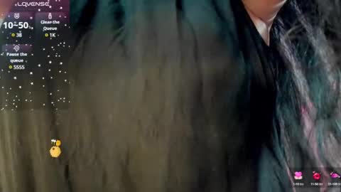 Snapshot of charm_jenys chatting on 01-31-25, 01:33 Charm alessa online show from 01-31-25, 01:33