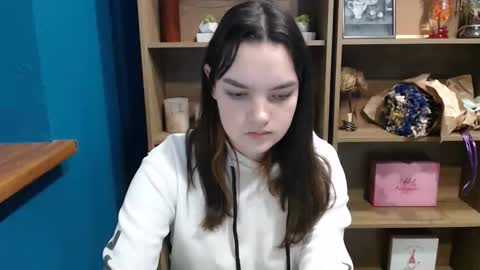 Julliette online show from 12-01-25, 07:24