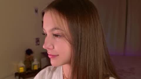 Kaylee online show from 09-18-25, 03:58