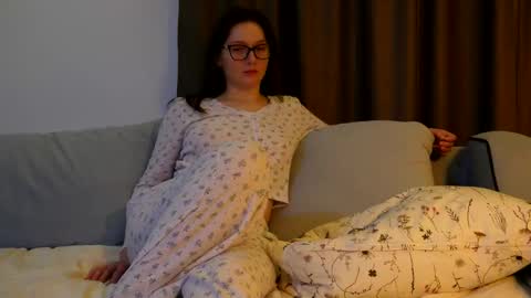 katie online show from 02-06-26, 04:43