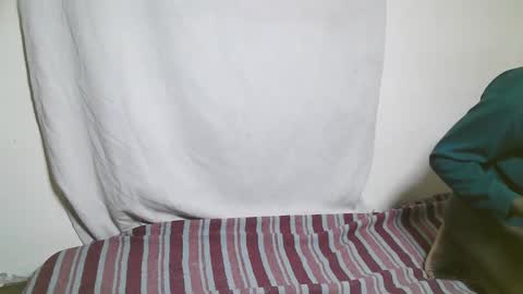 charmzboy online show from 11-17-25, 03:45