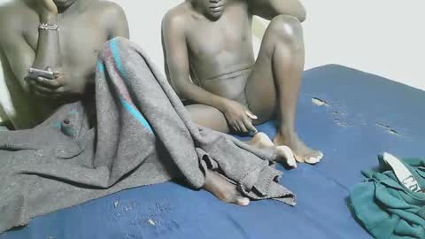 charmzboy online show from 11-20-25, 04:01