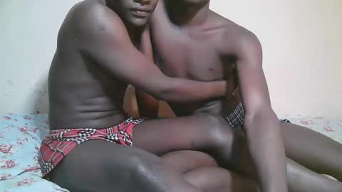 charmzboy online show from 11-28-25, 04:26