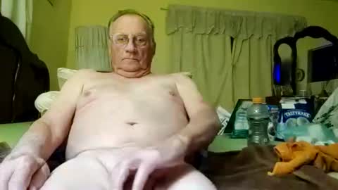 Snapshot of chatoffmale60 chatting on 11-16-25, 01:49 chatoffmale60 online show from 11-16-25, 01:49