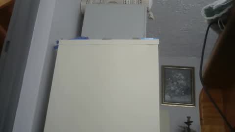 Snapshot of chaturbatordeluxe chatting on 12-23-24, 12:08 chaturbatordeluxe online show from 12-23-24, 12:08