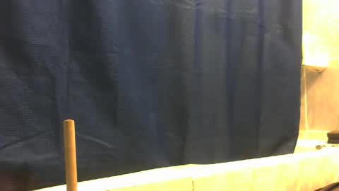 Snapshot of chaturbatordeluxe chatting on 12-15-25, 03:22 chaturbatordeluxe online show from 12-15-25, 03:22