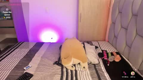 Sophie  online show from 11-07-25, 11:10